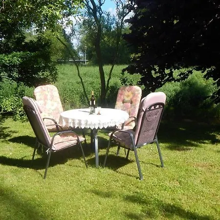 Dratius, Ferienwohnung *
