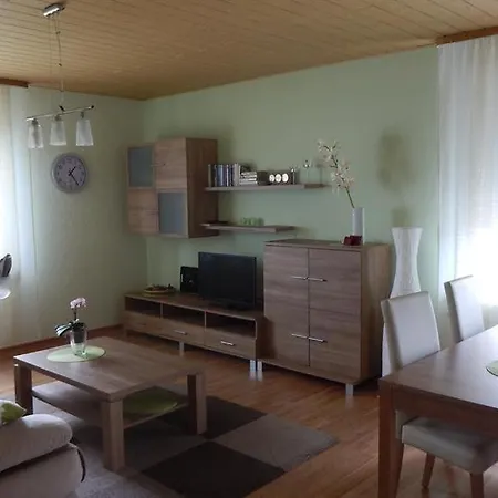 アパート Dratius, Ferienwohnung